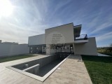 Vila Novigrad (04920)